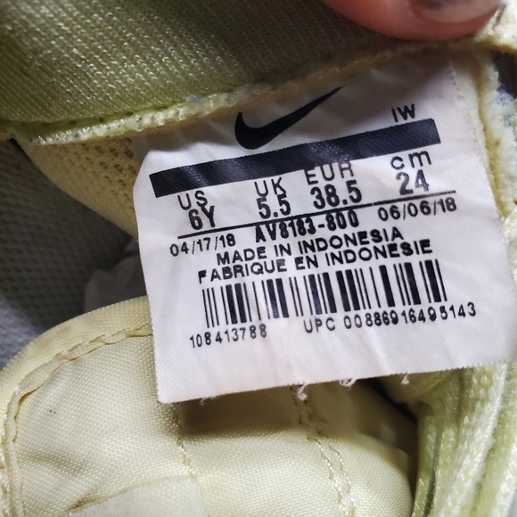 Nike Air Force 1 LV8 (GS) Citron Tint Style AV8183 800 Shoes Size 6Y 7.5 Women - Picture 3 of 12